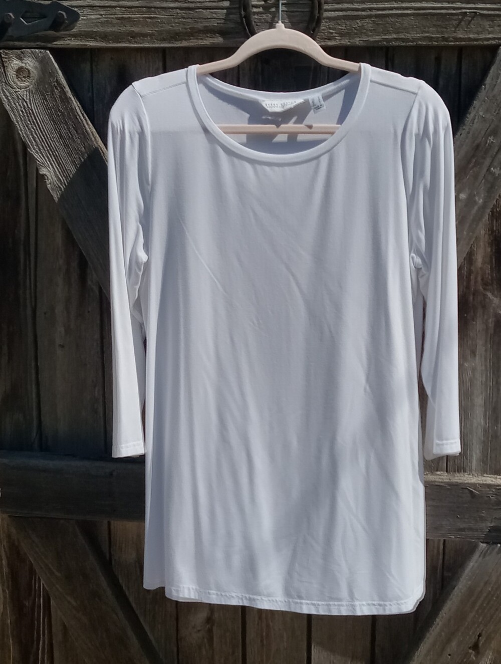 Susan Graver Weekend Essentials Cool Touch Top, White, M